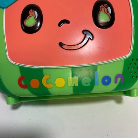 Cocomelon Musical Watermelon Doctor Kit Carry Case - Picture 6 of 9